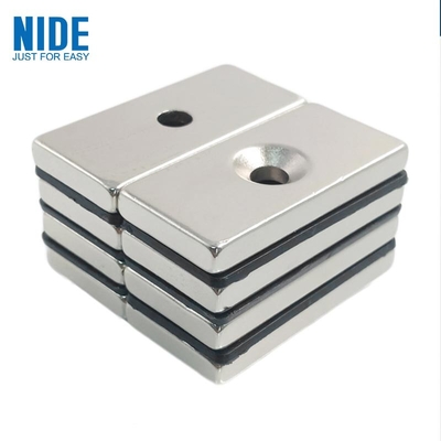 Quadrado feito sob encomenda do ímã do neodímio de NdFeB das peças sobresselentes do motor elétrico forte com furo