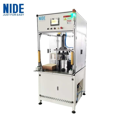 Máquina automática de prensagem e descascagem de óleo de vedação de rolamento de motor de roda BLDC